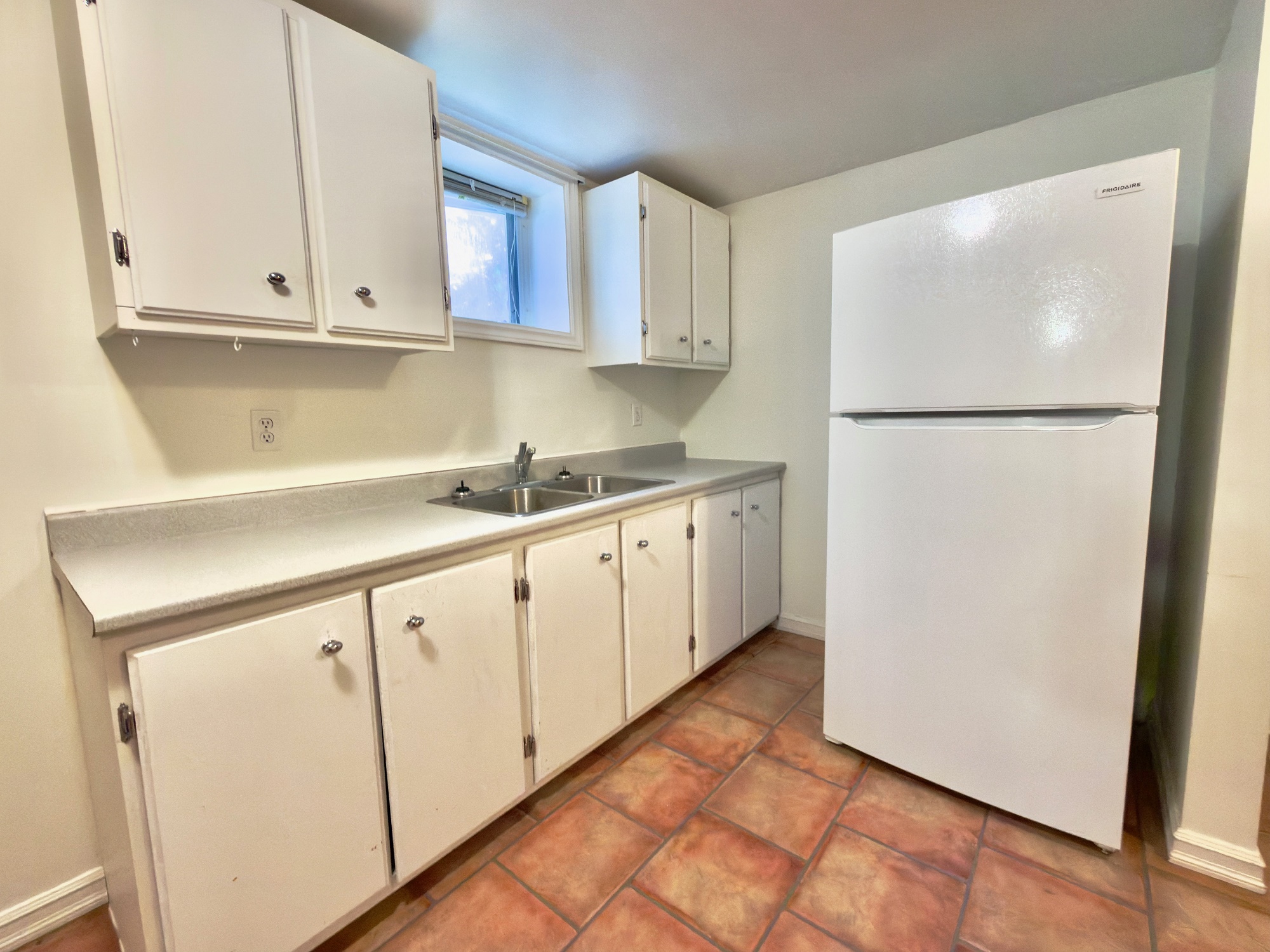 2 MEADE VIEW ROAD, CLARENVILLE, Newfoundland, Canada A5A 4M4, ,2 BathroomsBathrooms,Residential,For Sale,MEADE VIEW ROAD,6024