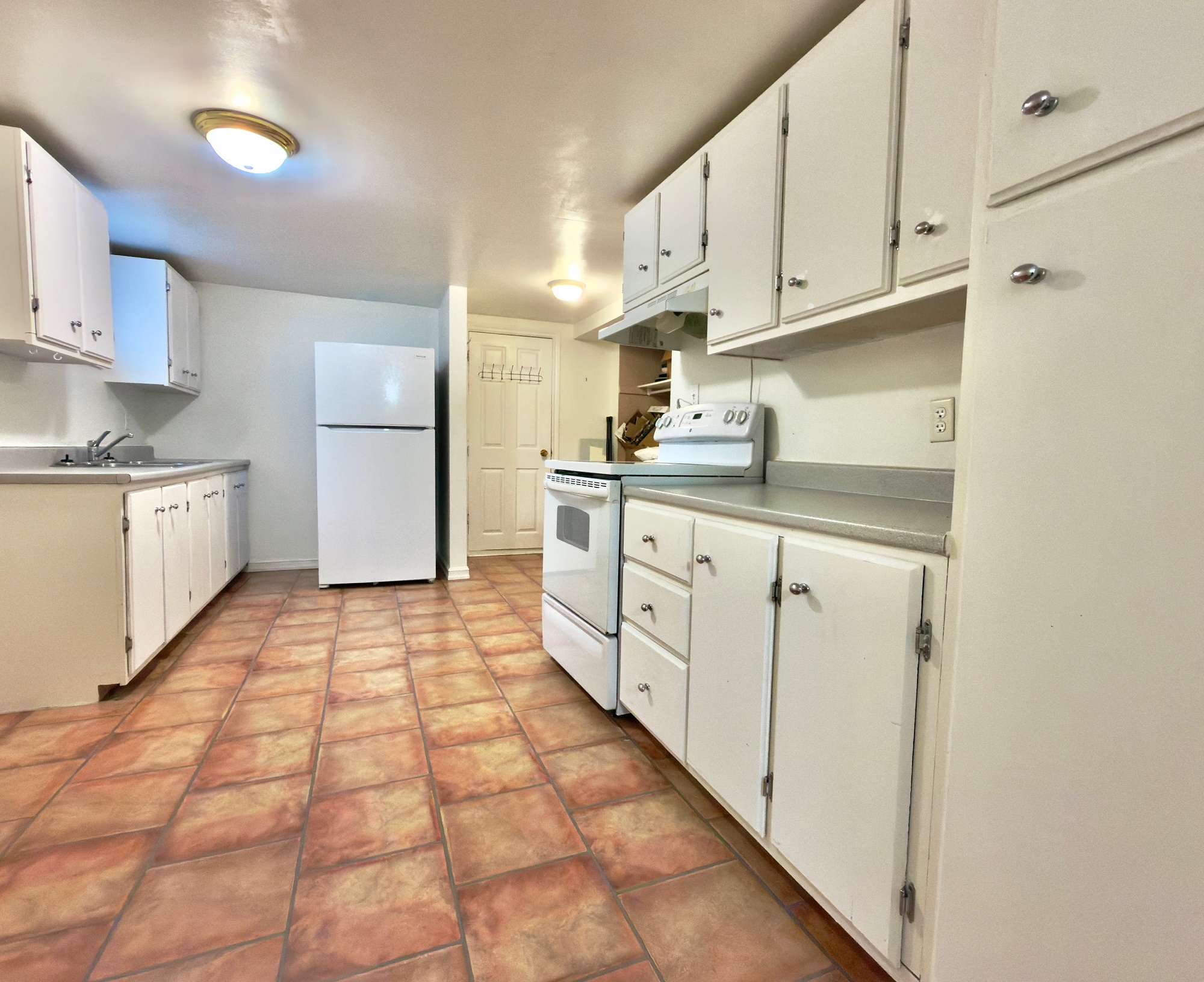 2 MEADE VIEW ROAD, CLARENVILLE, Newfoundland, Canada A5A 4M4, ,2 BathroomsBathrooms,Residential,For Sale,MEADE VIEW ROAD,6024