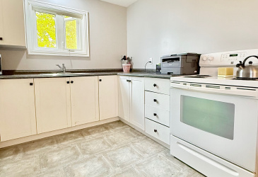 2 MEADE VIEW ROAD, CLARENVILLE, Newfoundland, Canada A5A 4M4, ,2 BathroomsBathrooms,Residential,For Sale,MEADE VIEW ROAD,6024