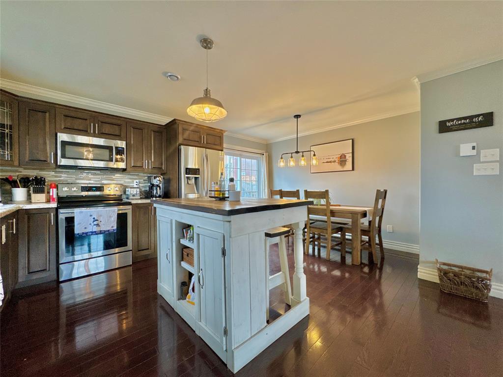 27 DOMINIC DRIVE, CONCEPTION BAY SOUTH, Newfoundland, Canada A1X 0J8, ,3 BathroomsBathrooms,Residential,Sale Pending,DOMINIC DRIVE,6026