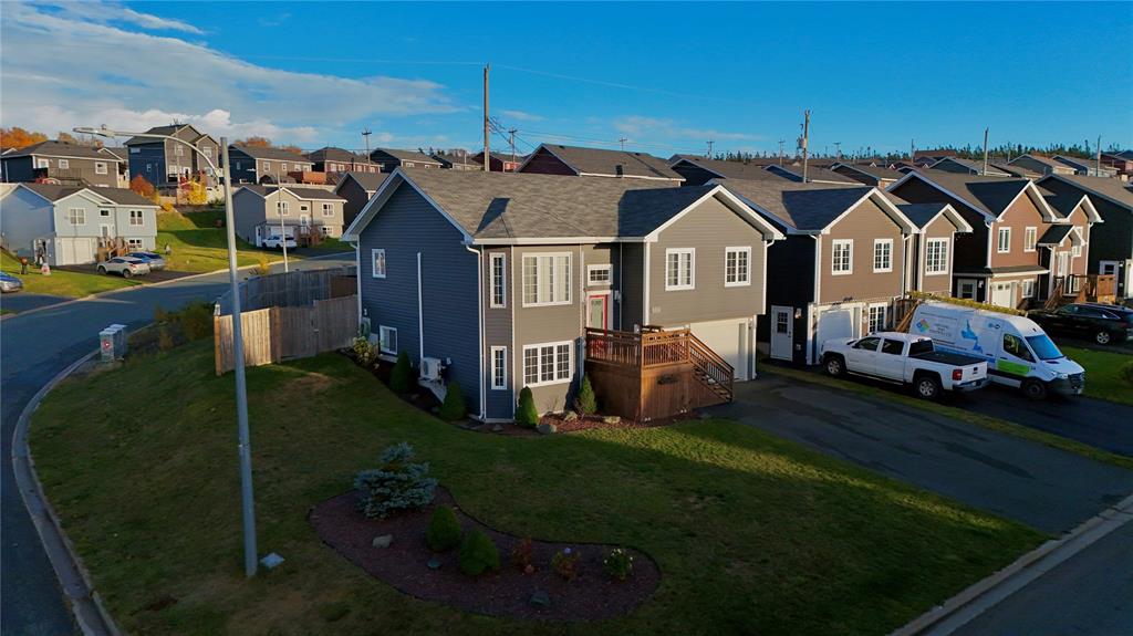 27 DOMINIC DRIVE, CONCEPTION BAY SOUTH, Newfoundland, Canada A1X 0J8, ,3 BathroomsBathrooms,Residential,Sale Pending,DOMINIC DRIVE,6026