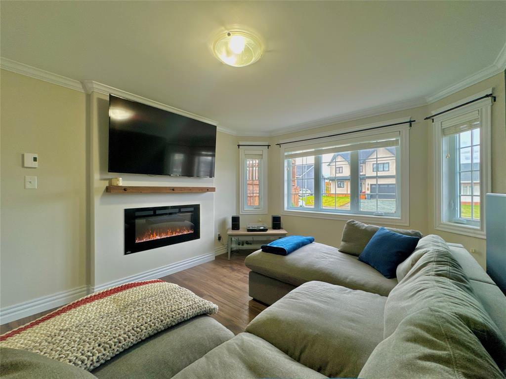 27 DOMINIC DRIVE, CONCEPTION BAY SOUTH, Newfoundland, Canada A1X 0J8, ,3 BathroomsBathrooms,Residential,Sale Pending,DOMINIC DRIVE,6026