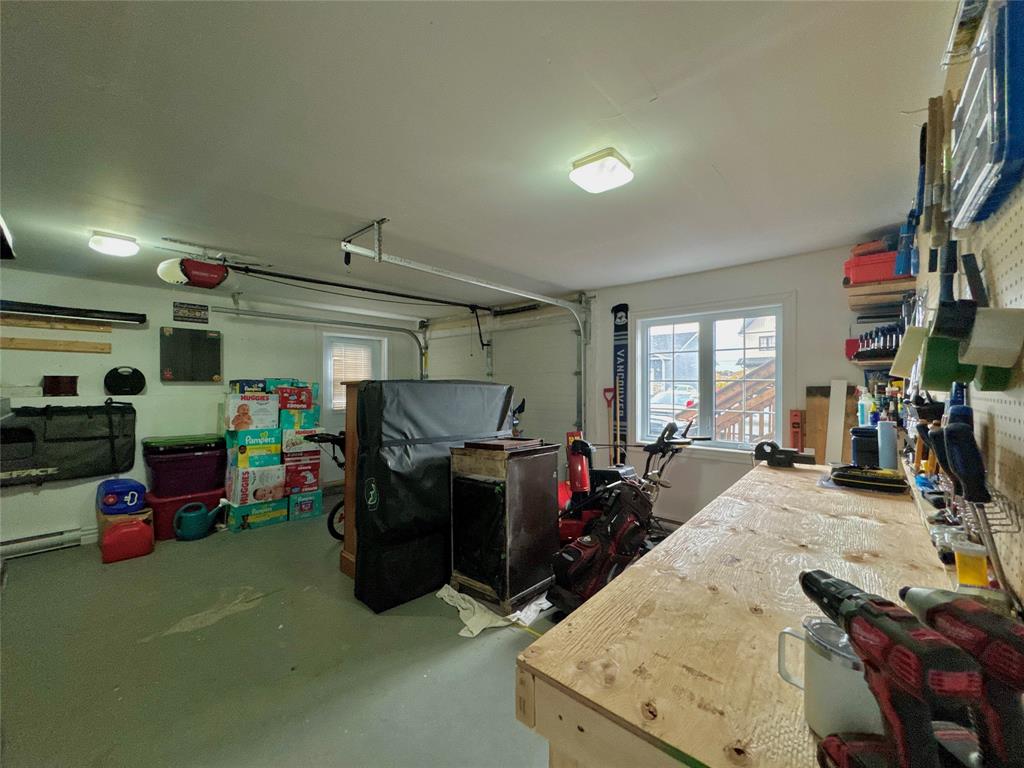 27 DOMINIC DRIVE, CONCEPTION BAY SOUTH, Newfoundland, Canada A1X 0J8, ,3 BathroomsBathrooms,Residential,Sale Pending,DOMINIC DRIVE,6026