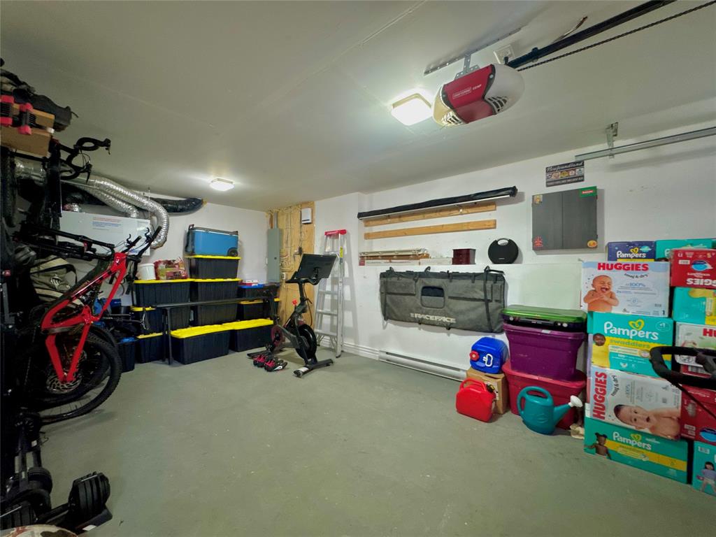 27 DOMINIC DRIVE, CONCEPTION BAY SOUTH, Newfoundland, Canada A1X 0J8, ,3 BathroomsBathrooms,Residential,Sale Pending,DOMINIC DRIVE,6026