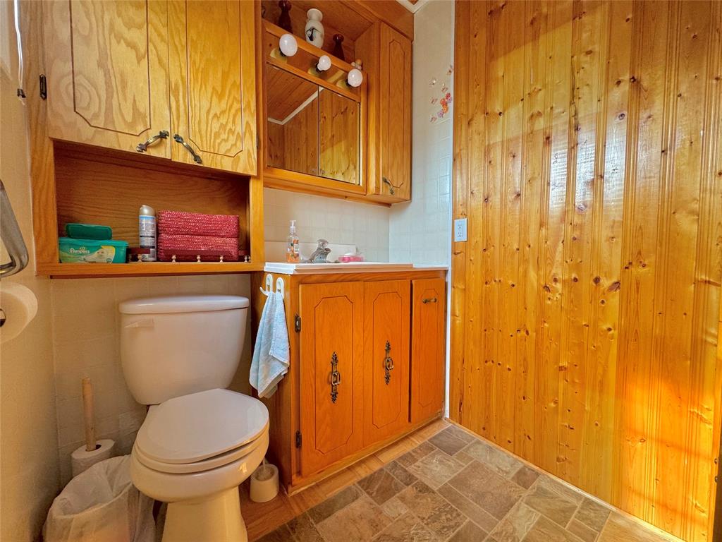 106 MAIN STREET, CHARLOTTETOWN, Newfoundland, Canada A0C 1L0, ,1 BathroomBathrooms,Residential,For Sale,MAIN STREET,6028