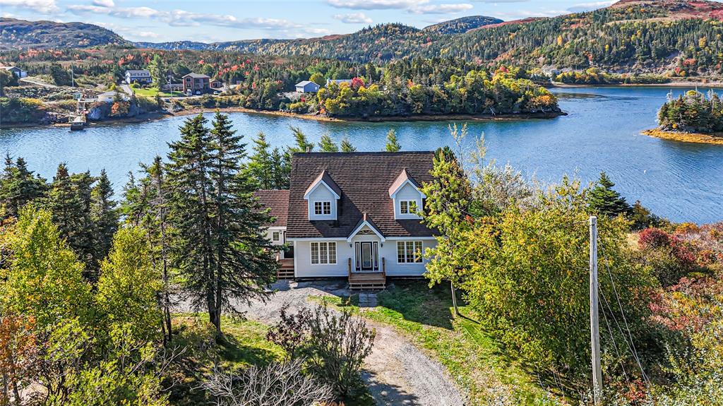 12 LEO POWER'S ROAD, LITTLE BAY, Newfoundland, Canada A0E 2H0, ,2 BathroomsBathrooms,Residential,Sold,LEO POWER'S ROAD,6029
