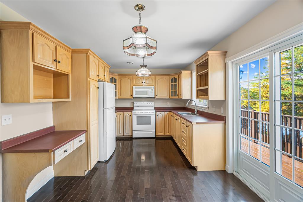 12 LEO POWER'S ROAD, LITTLE BAY, Newfoundland, Canada A0E 2H0, ,2 BathroomsBathrooms,Residential,Sold,LEO POWER'S ROAD,6029