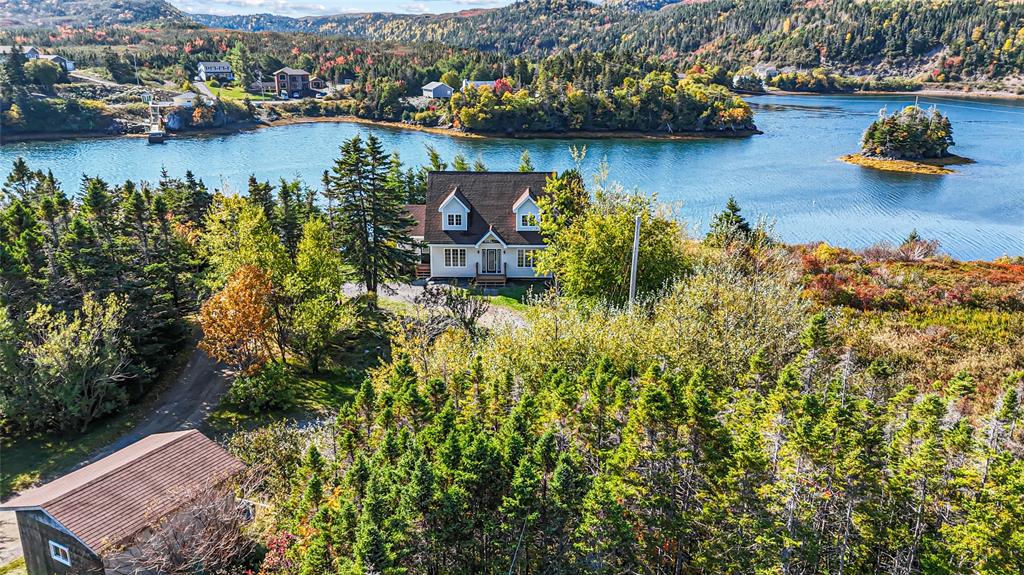 12 LEO POWER'S ROAD, LITTLE BAY, Newfoundland, Canada A0E 2H0, ,2 BathroomsBathrooms,Residential,Sold,LEO POWER'S ROAD,6029
