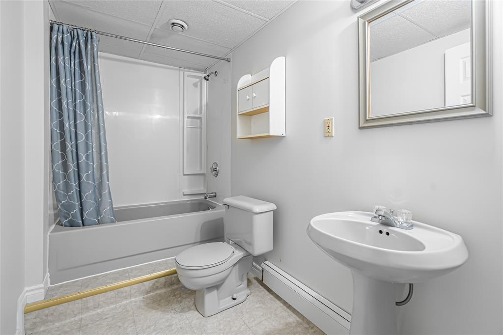 12 LEO POWER'S ROAD, LITTLE BAY, Newfoundland, Canada A0E 2H0, ,2 BathroomsBathrooms,Residential,Sold,LEO POWER'S ROAD,6029