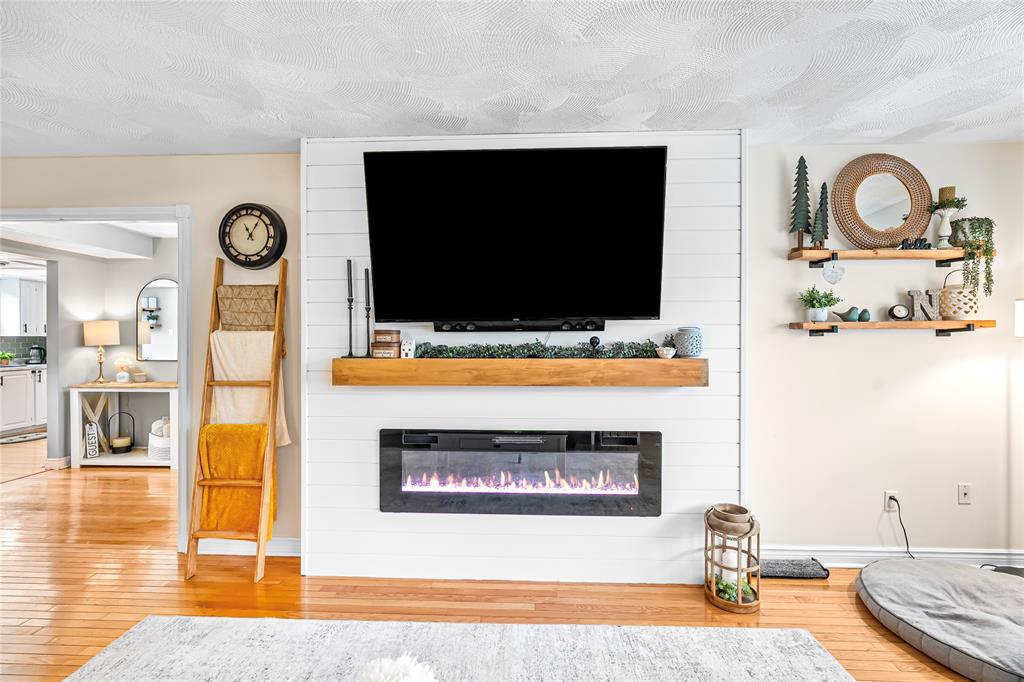 274 MARINE DRIVE, MARYSTOWN, Newfoundland, Canada A0E 2M0, ,2 BathroomsBathrooms,Residential,For Sale,MARINE DRIVE,6031