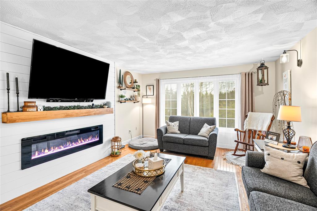 274 MARINE DRIVE, MARYSTOWN, Newfoundland, Canada A0E 2M0, ,2 BathroomsBathrooms,Residential,For Sale,MARINE DRIVE,6031