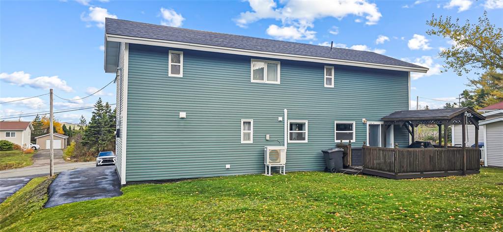 274 MARINE DRIVE, MARYSTOWN, Newfoundland, Canada A0E 2M0, ,2 BathroomsBathrooms,Residential,For Sale,MARINE DRIVE,6031