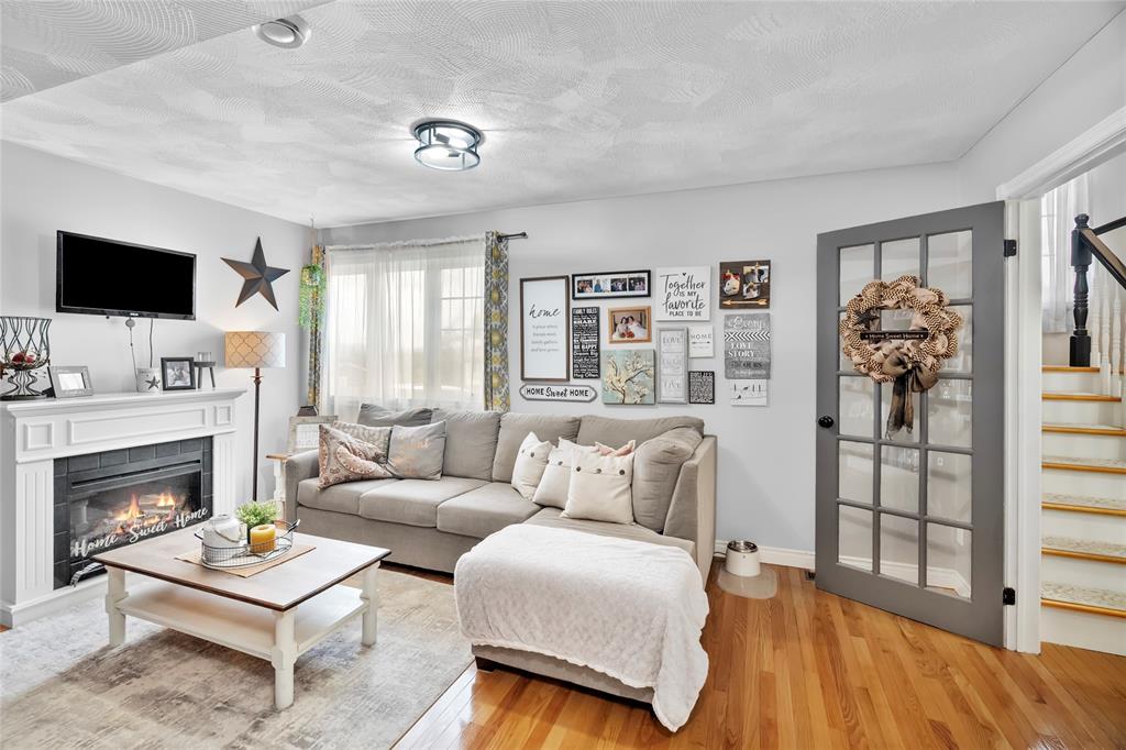 274 MARINE DRIVE, MARYSTOWN, Newfoundland, Canada A0E 2M0, ,2 BathroomsBathrooms,Residential,For Sale,MARINE DRIVE,6031