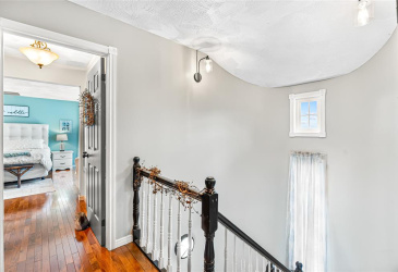 274 MARINE DRIVE, MARYSTOWN, Newfoundland, Canada A0E 2M0, ,2 BathroomsBathrooms,Residential,For Sale,MARINE DRIVE,6031