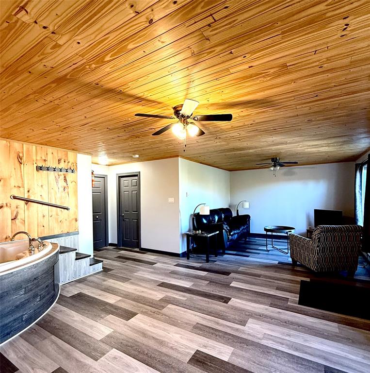 62 OCEANVIEW CRESCENT, BROOKLYN, Newfoundland, Canada A0C 1V0, ,7 BathroomsBathrooms,Commercial,Sale Pending,OCEANVIEW CRESCENT,6032