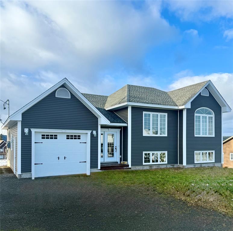 23 SYENITE ROAD, CLARENVILLE, Newfoundland, Canada A5A 0A6, ,1 BathroomBathrooms,Residential,For Sale,SYENITE ROAD,6035