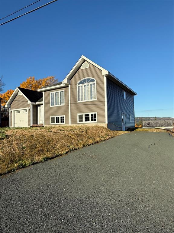 23 SYENITE ROAD, CLARENVILLE, Newfoundland, Canada A5A 0A6, ,1 BathroomBathrooms,Residential,For Sale,SYENITE ROAD,6035