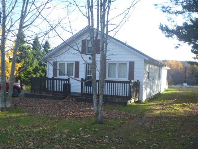 25 PENNYS HILL, VICTORIA, Newfoundland, Canada A0A 4G0, ,2 BathroomsBathrooms,Residential,Sale Pending,PENNYS HILL,6039