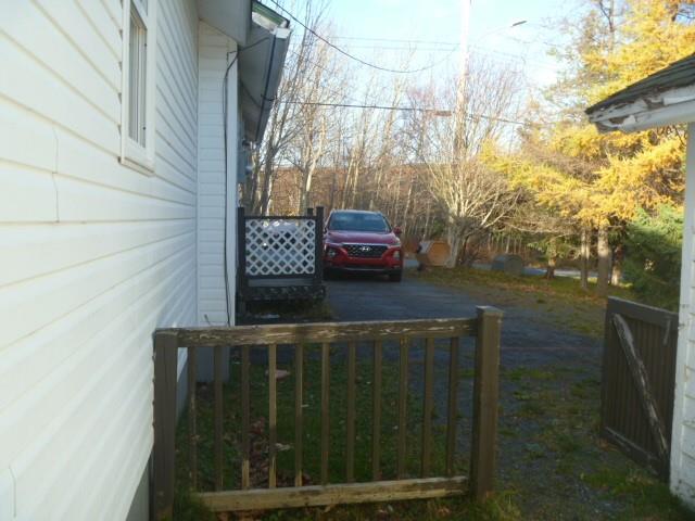 25 PENNYS HILL, VICTORIA, Newfoundland, Canada A0A 4G0, ,2 BathroomsBathrooms,Residential,Sale Pending,PENNYS HILL,6039