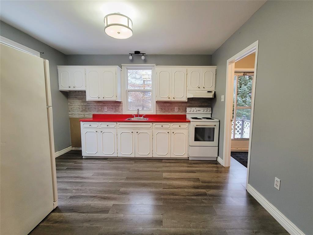 25 PENNYS HILL, VICTORIA, Newfoundland, Canada A0A 4G0, ,2 BathroomsBathrooms,Residential,Sale Pending,PENNYS HILL,6039