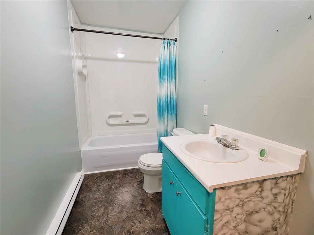 25 PENNYS HILL, VICTORIA, Newfoundland, Canada A0A 4G0, ,2 BathroomsBathrooms,Residential,Sale Pending,PENNYS HILL,6039