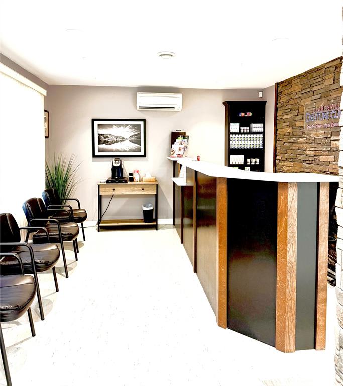 322 MEMORIAL DRIVE, CLARENVILLE, Newfoundland, Canada A5A 1P3, ,0,Commercial,For Sale,MEMORIAL DRIVE,6041