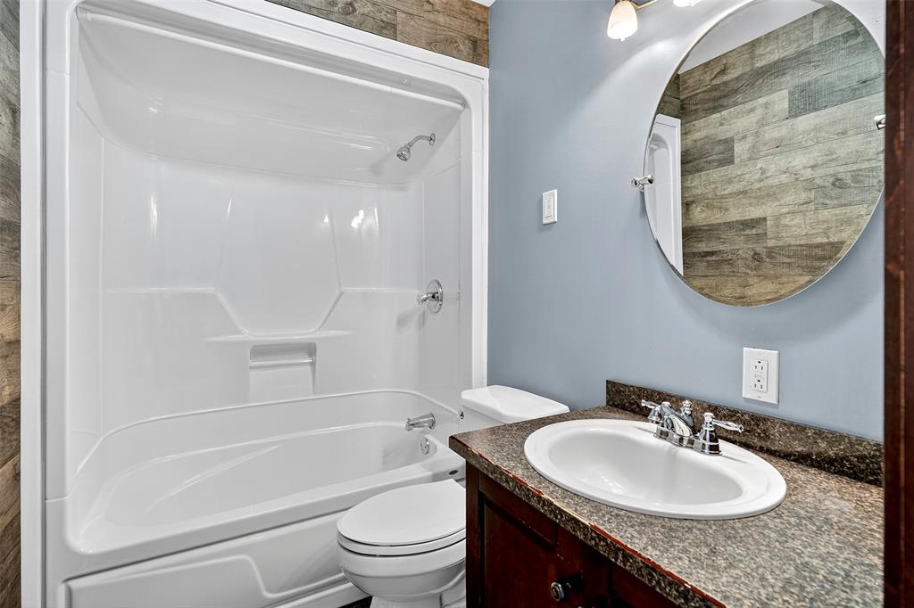 2 BAY SHORE ESTATES, BAY ROBERTS, Newfoundland, Canada A0A 1G0, ,1 BathroomBathrooms,Residential,Sold,BAY SHORE ESTATES,6043