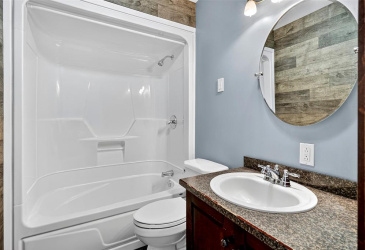 2 BAY SHORE ESTATES, BAY ROBERTS, Newfoundland, Canada A0A 1G0, ,1 BathroomBathrooms,Residential,Sold,BAY SHORE ESTATES,6043