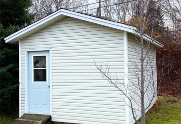 21 VIKING STREET, CLARENVILLE, Newfoundland, Canada A5A 2A7, ,1 BathroomBathrooms,Residential,Sold,VIKING STREET,6045