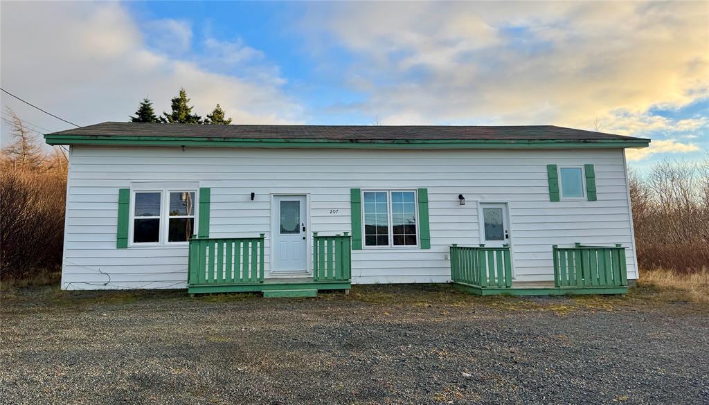 201-211 MAIN STREET, COME BY CHANCE, Newfoundland, Canada A0B 1N0, ,2 BathroomsBathrooms,Residential,For Sale,MAIN STREET,6047