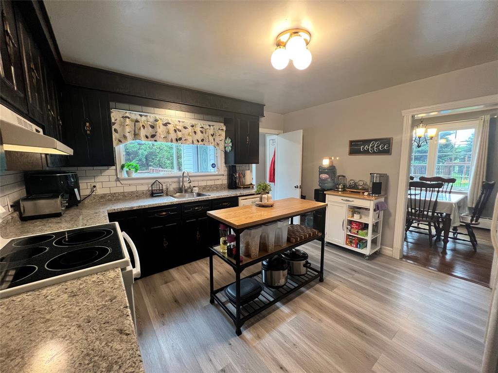 109 CONCEPTION BAY HIGHWAY, CLARKE'S BEACH, Newfoundland, Canada A0A 1W0, ,1 BathroomBathrooms,Mixed,For Sale,CONCEPTION BAY HIGHWAY,6048