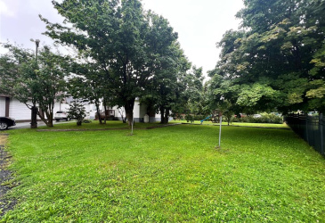 109 CONCEPTION BAY HIGHWAY, CLARKE'S BEACH, Newfoundland, Canada A0A 1W0, ,1 BathroomBathrooms,Mixed,For Sale,CONCEPTION BAY HIGHWAY,6048