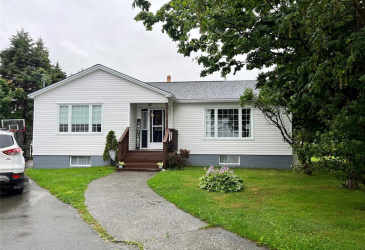 109 CONCEPTION BAY HIGHWAY, CLARKE'S BEACH, Newfoundland, Canada A0A 1W0, ,1 BathroomBathrooms,Mixed,For Sale,CONCEPTION BAY HIGHWAY,6048