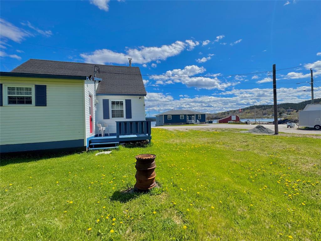 17 BRYAN HOLE ROAD, CHARLOTTETOWN, Newfoundland, Canada A0C 1L0, ,2 BathroomsBathrooms,Residential,Sale Pending,BRYAN HOLE ROAD,6053