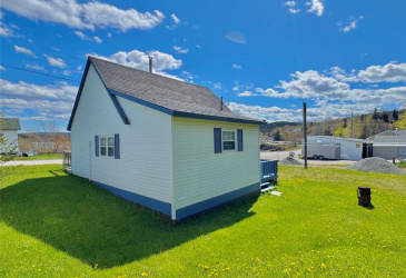 17 BRYAN HOLE ROAD, CHARLOTTETOWN, Newfoundland, Canada A0C 1L0, ,2 BathroomsBathrooms,Residential,Sale Pending,BRYAN HOLE ROAD,6053 17 BRYAN HOLE ROAD, CHARLOTTETOWN, Newfoundland, Canada A0C 1L0, ,2 BathroomsBathrooms,Residential,Sale Pending,BRYAN HOLE ROAD,6053
