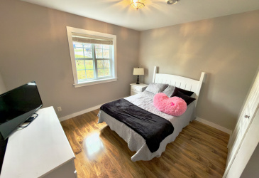 2 WHITE ROSE PLACE, CLARENVILLE, Newfoundland, Canada A5A 2B4, ,2 BathroomsBathrooms,Residential,Sale Pending,WHITE ROSE PLACE,6054