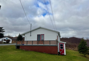 5 LUTHER'S LANE, SUNNYSIDE, Newfoundland, Canada A0B 3J0, ,1 BathroomBathrooms,Residential,Sale Pending,LUTHER'S LANE,6055