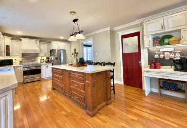 112 TERRA NOVA DRIVE, CLARENVILLE, Newfoundland, Canada A5A 1Y8, ,3 BathroomsBathrooms,Residential,For Sale,TERRA NOVA DRIVE,6062