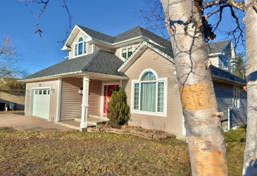 112 TERRA NOVA DRIVE, CLARENVILLE, Newfoundland, Canada A5A 1Y8, ,3 BathroomsBathrooms,Residential,For Sale,TERRA NOVA DRIVE,6062