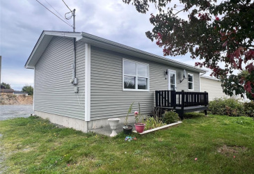 14 BADCOCK'S ROAD, BAY ROBERTS, Newfoundland, Canada A0A 3V0, ,1 BathroomBathrooms,Residential,For Sale,BADCOCK'S ROAD,6064