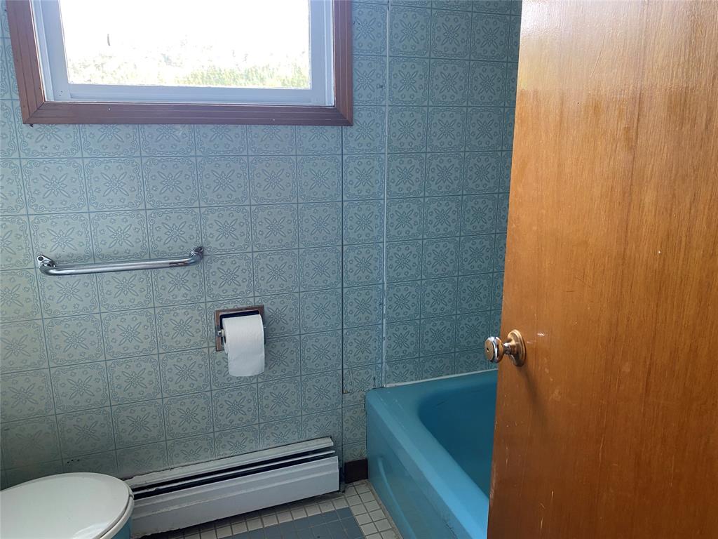 129 ROACHES LINE ROAD, ROACHES LINE, Newfoundland, Canada A0A 1W0, ,1 BathroomBathrooms,Residential,For Sale,ROACHES LINE ROAD,6067