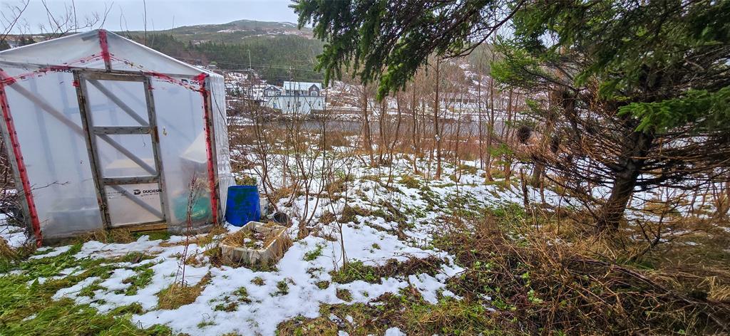 24 DRAKE'S ROAD, LAWN, Newfoundland, Canada A0E 2E0, ,2 BathroomsBathrooms,Residential,For Sale,DRAKE'S ROAD,6068