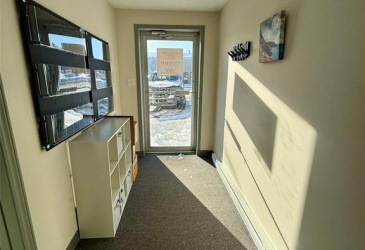 22 VARDY'S AVENUE, CLARENVILLE, Newfoundland, Canada A5A 1Z9, ,0,Commercial,For Rent,VARDY'S AVENUE,6069