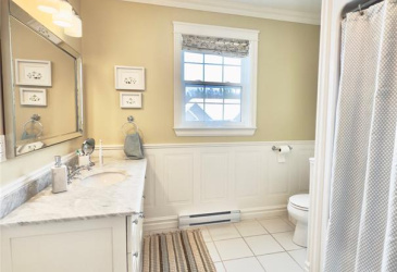 46 SUNSET DRIVE, CLARENVILLE, Newfoundland, Canada A5A 0A4, ,3 BathroomsBathrooms,Residential,Sale Pending,SUNSET DRIVE,6070