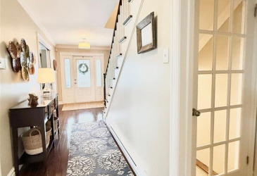 46 SUNSET DRIVE, CLARENVILLE, Newfoundland, Canada A5A 0A4, ,3 BathroomsBathrooms,Residential,Sale Pending,SUNSET DRIVE,6070