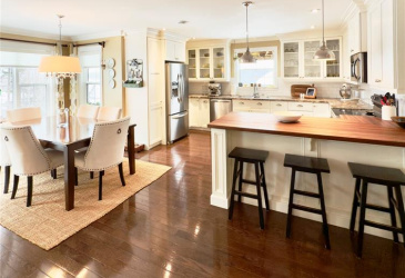 46 SUNSET DRIVE, CLARENVILLE, Newfoundland, Canada A5A 0A4, ,3 BathroomsBathrooms,Residential,Sale Pending,SUNSET DRIVE,6070