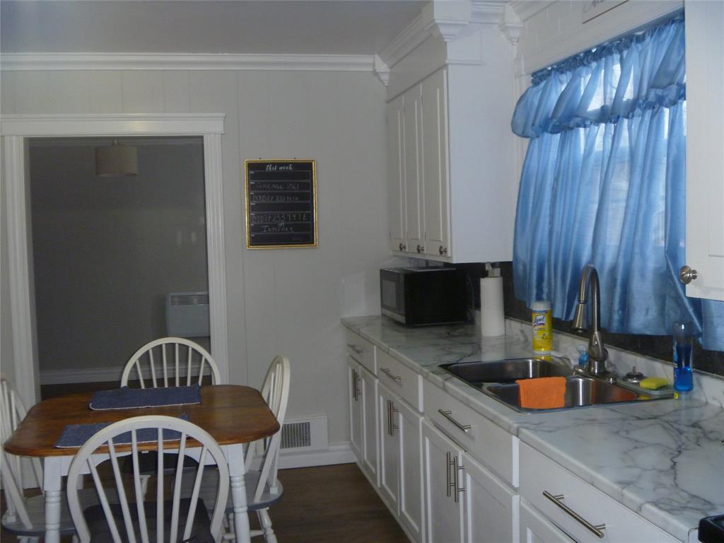 20 DOWNING STREET, HARBOUR GRACE, Newfoundland, Canada A0A 2M0, ,1 BathroomBathrooms,Residential,For Sale,DOWNING STREET,6071