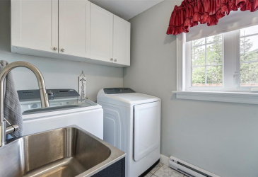 355 ROACHES LINE, ROACHES LINE, Newfoundland, Canada A0A 1W0, ,1 BathroomBathrooms,Residential,For Sale,ROACHES LINE,6072