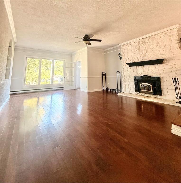 60 CORMACK DRIVE, CLARENVILLE, Newfoundland, Canada A5A 1C6, ,3 BathroomsBathrooms,Residential,For Sale,CORMACK DRIVE,6075