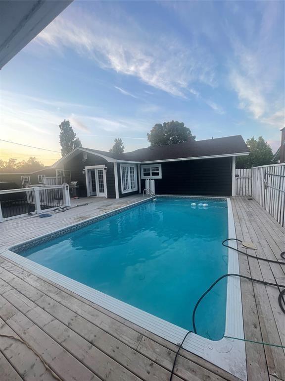 60 CORMACK DRIVE, CLARENVILLE, Newfoundland, Canada A5A 1C6, ,3 BathroomsBathrooms,Residential,For Sale,CORMACK DRIVE,6075